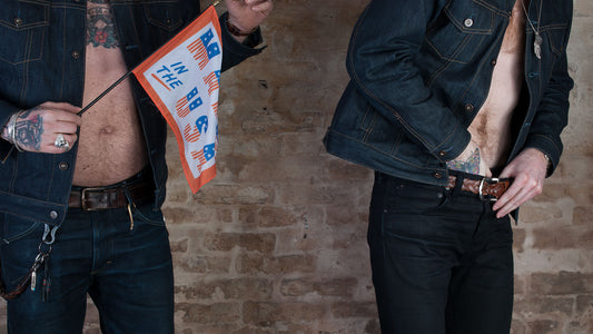 Pinky and brain wears denim!