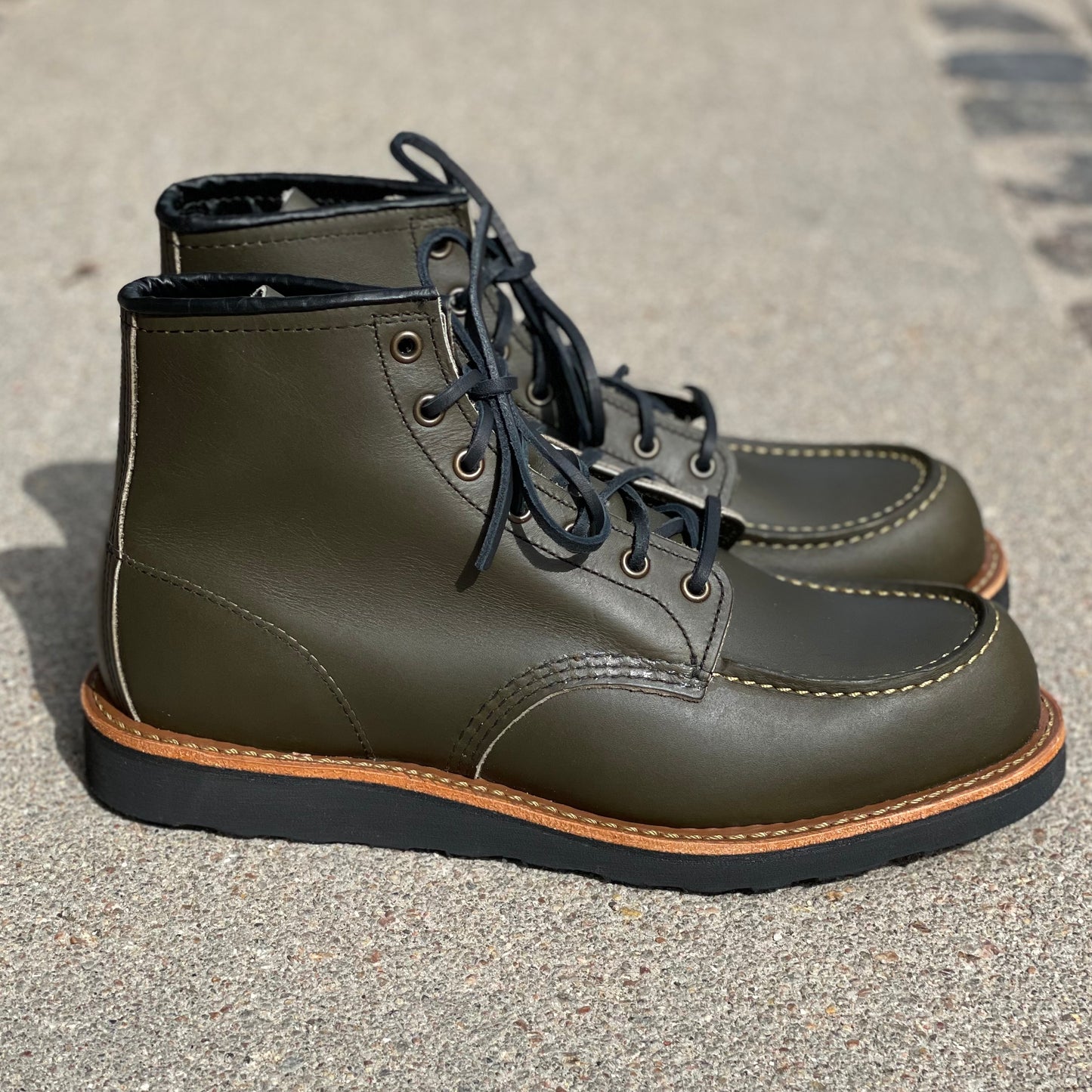 Red Wing - 8828 - Classic Moc Toe (Alpine Portage)