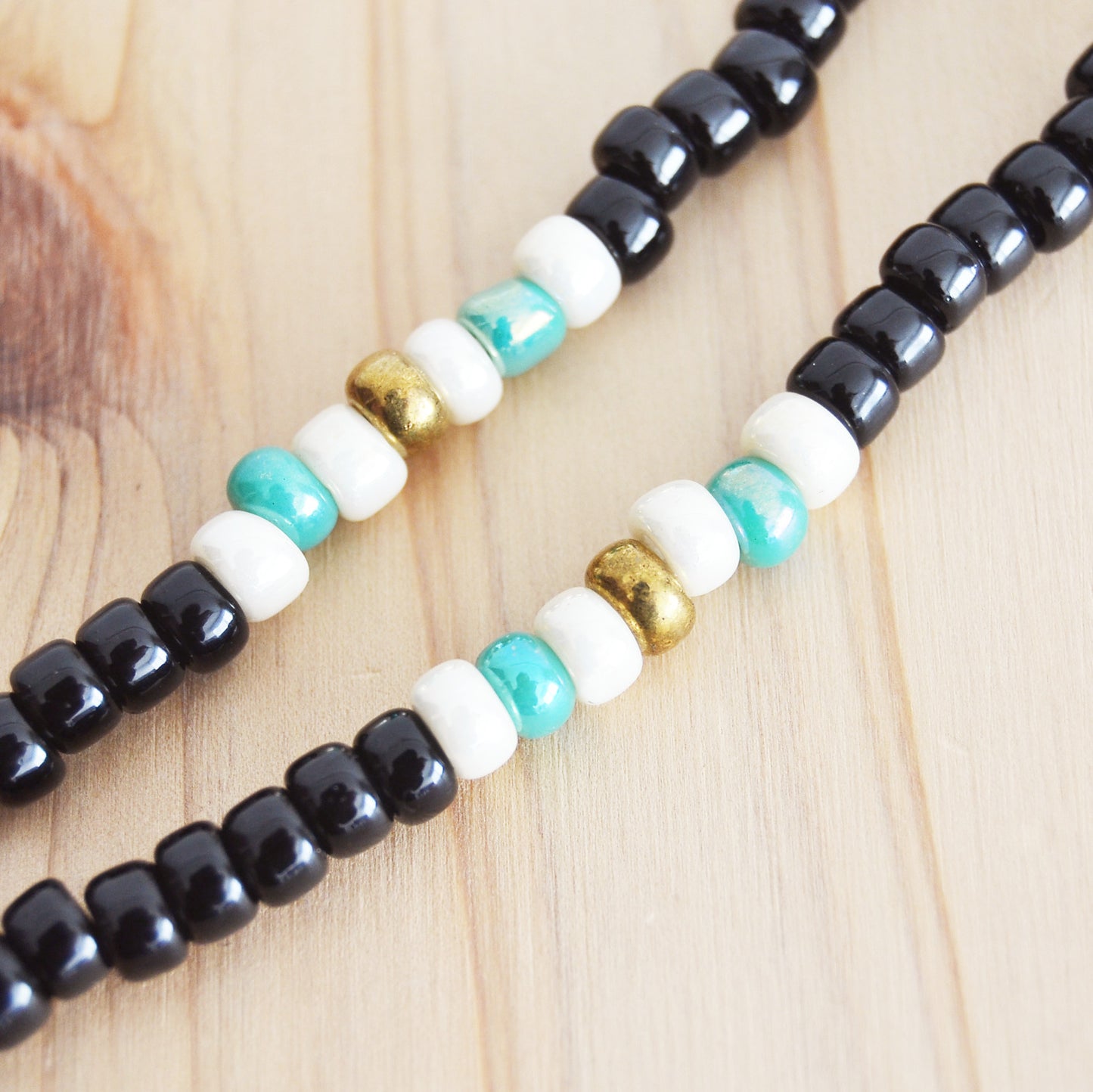 Kobashi Studio - Necklace Black/Off-White/Turquoise 5015
