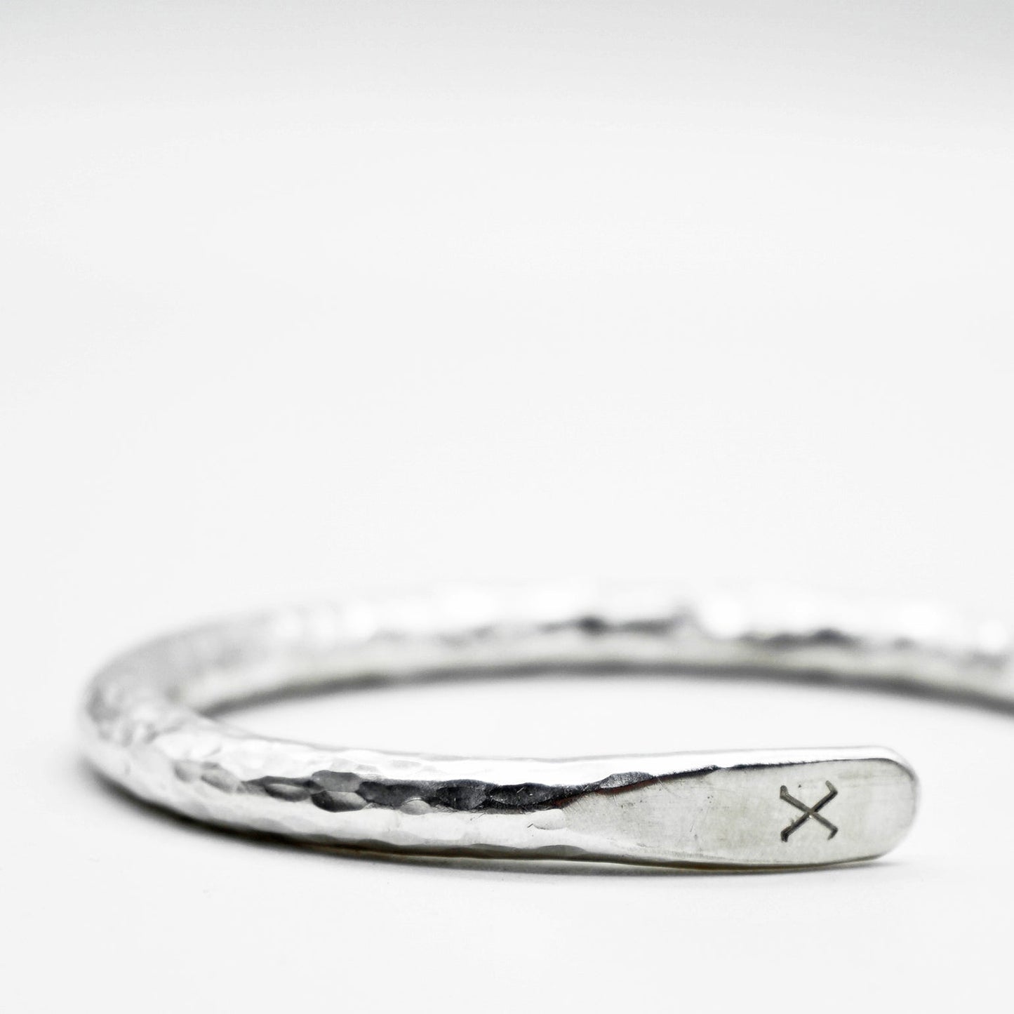 OGL - Bangle - Hammered Silver