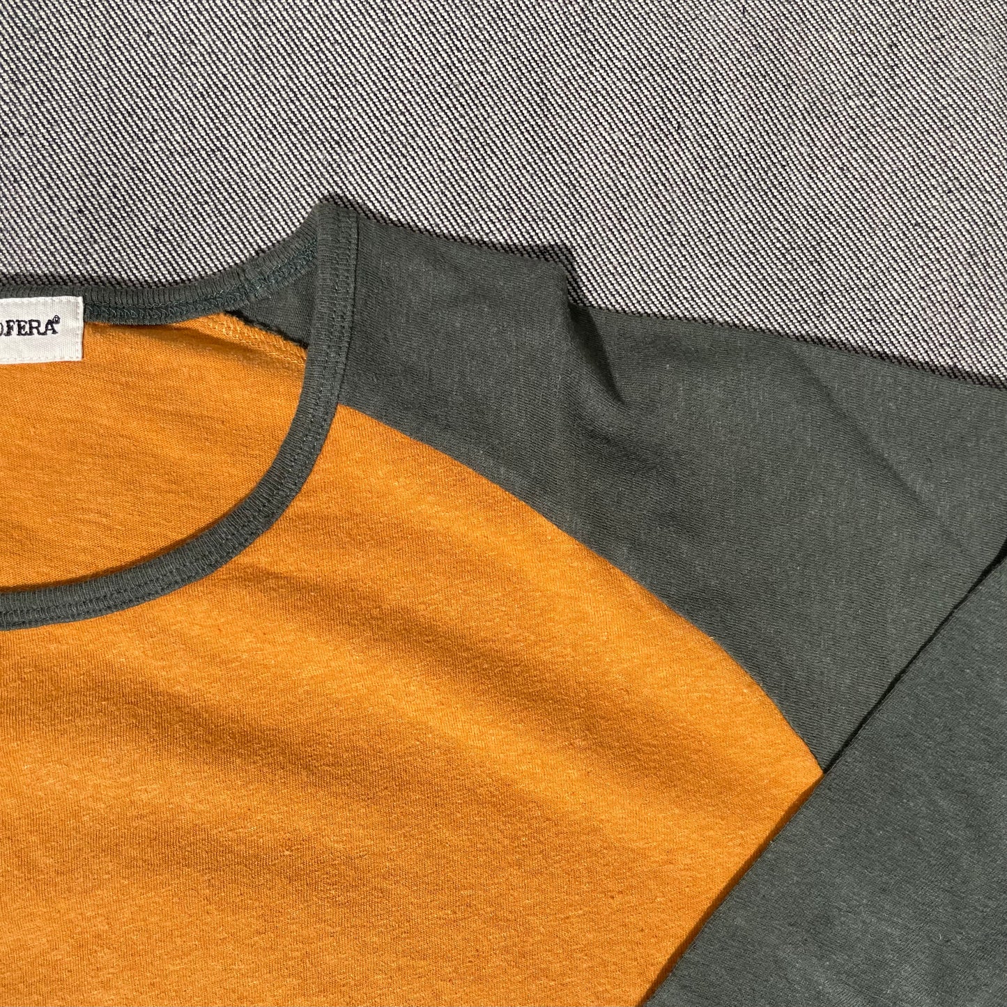 Indigofera - Leon Raglan Orange Green