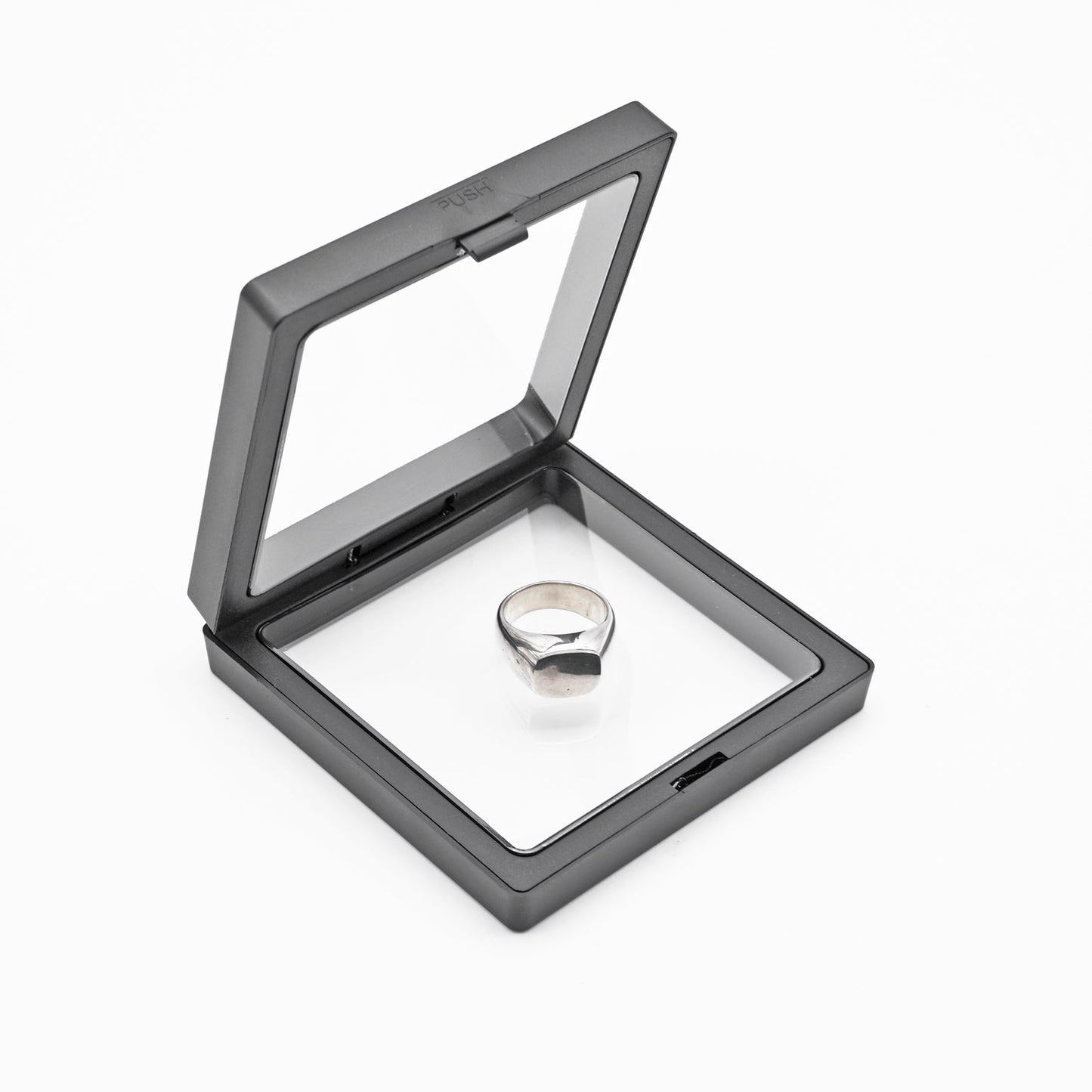 OGL - OBBI GOOD LUCK SIGNET SILVER RING