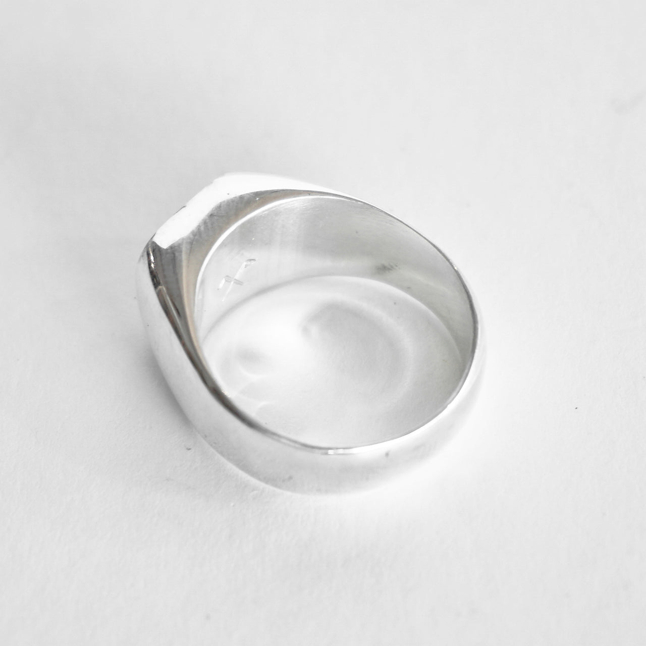 OGL - OBBI GOOD LUCK SIGNET SILVER RING