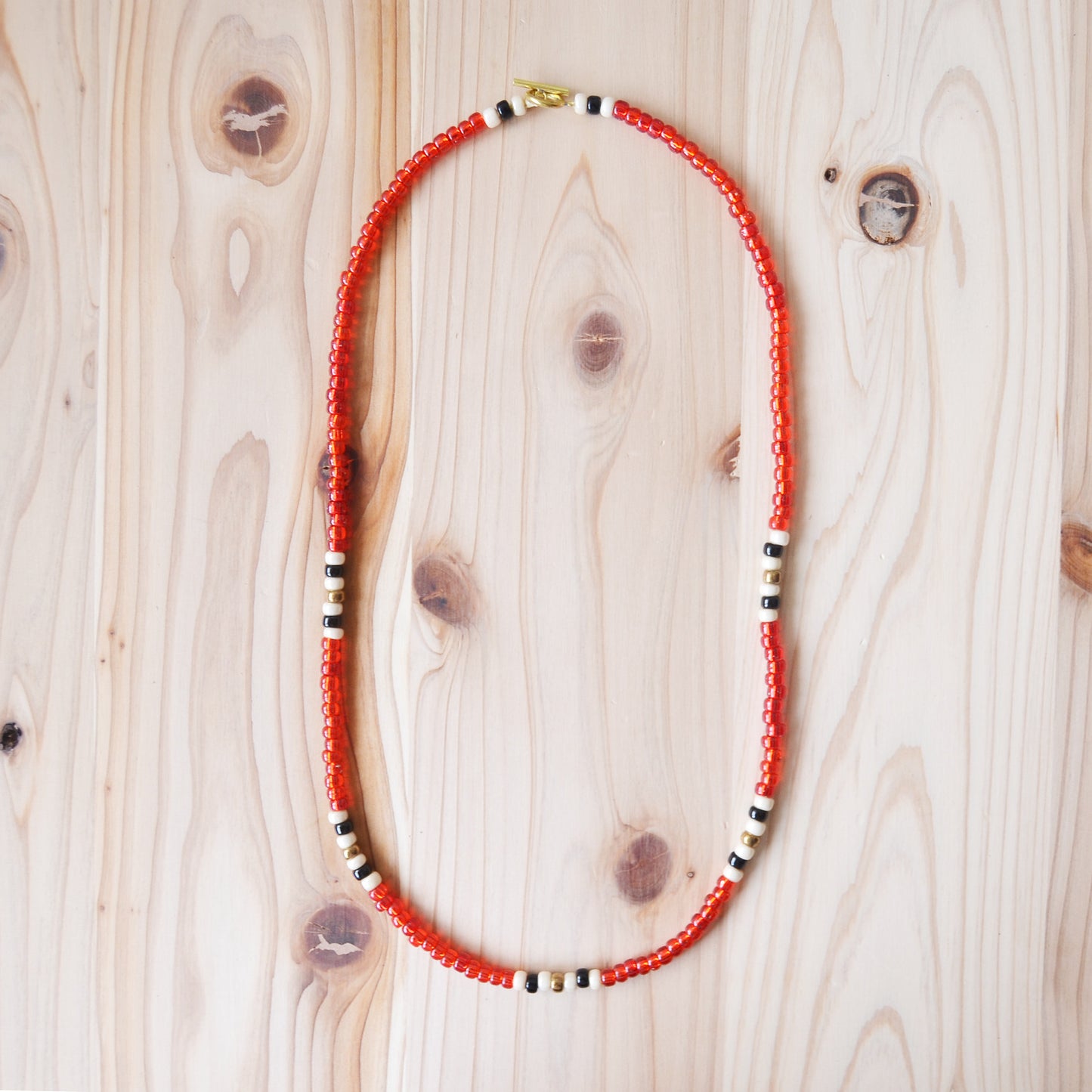 Kobashi Studio - Necklace Red/off-white/black