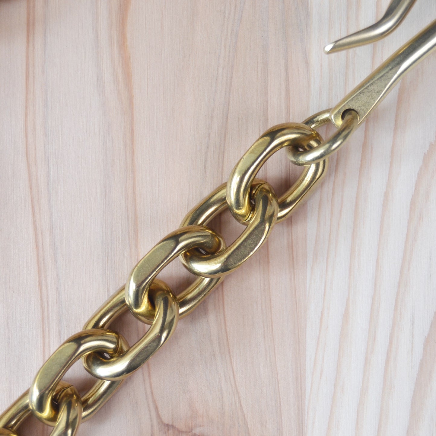Kobashi Studio - Massive Chain