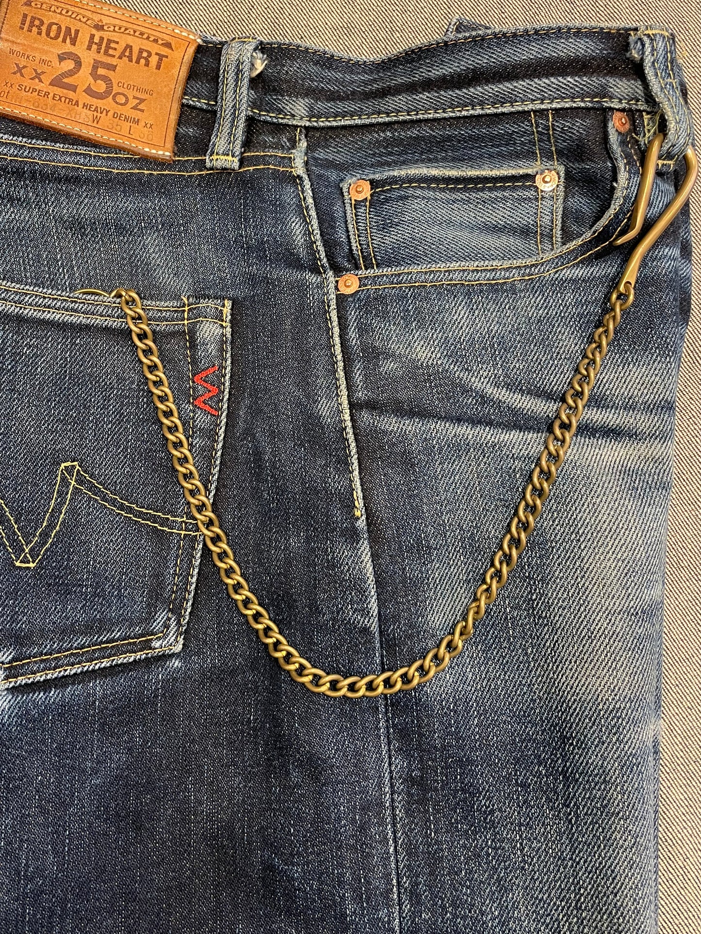 Kobashi Studio - Twist Key Chain w Hook Brass M