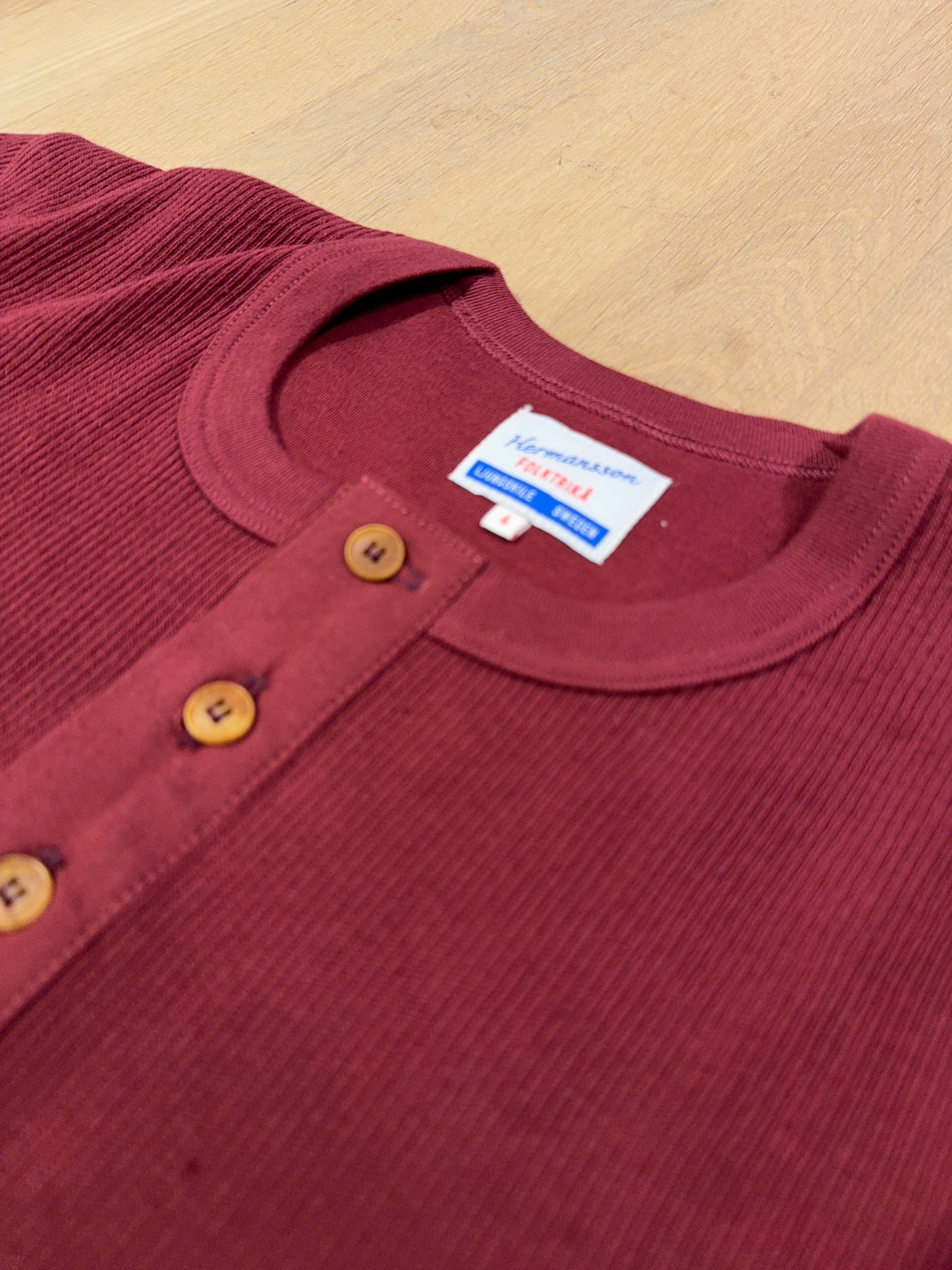 Hermansson Folktrikå - 001 Ribbed Henley Bordeaux