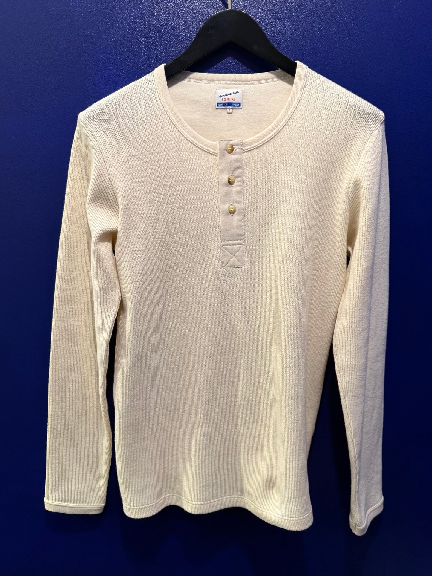 Hermansson Folktrikå - 001 Ribbed Henley Ecru