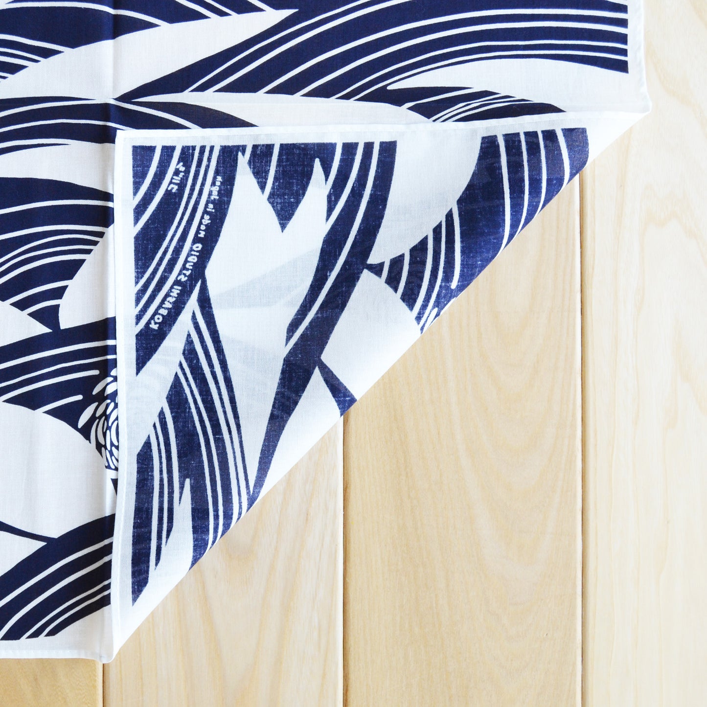 Kobashi Studio - Bandana Kiku-Sui White