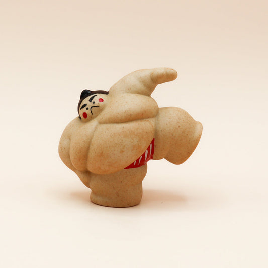 Sakura - Sumo Standing One Leg