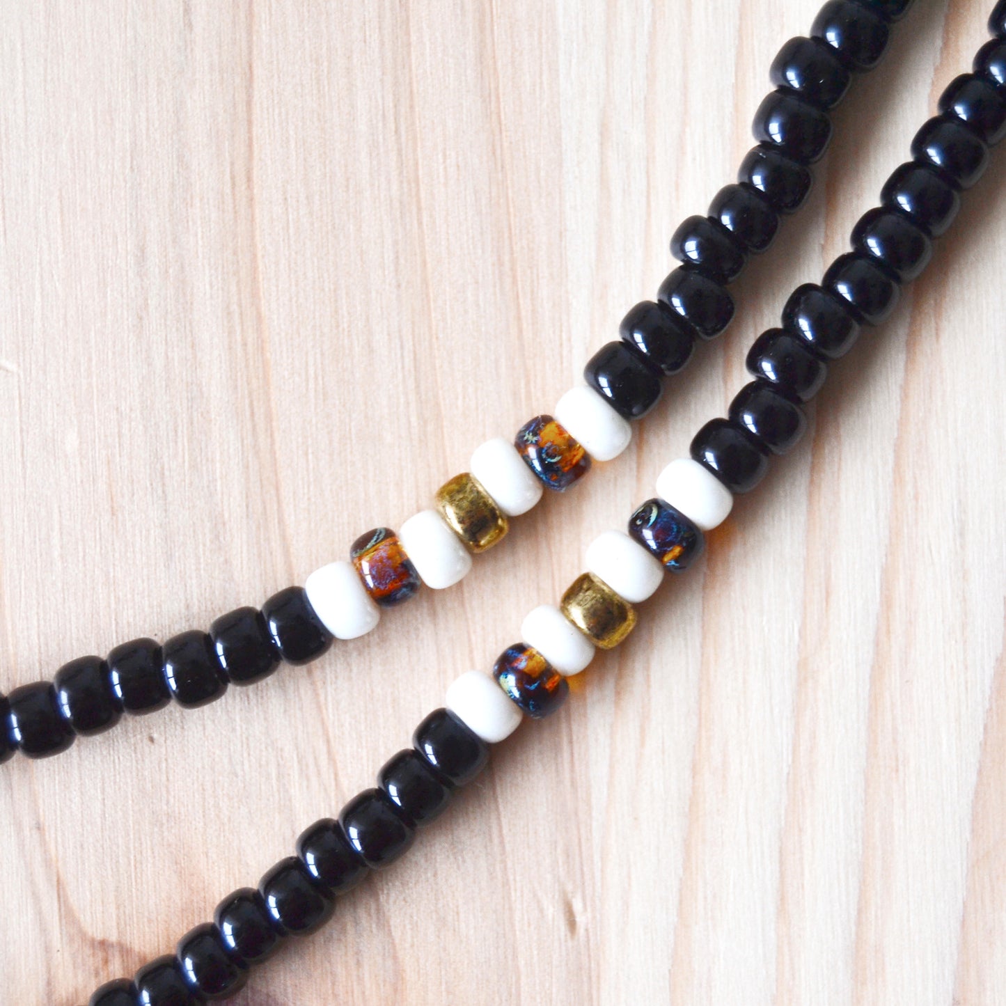 Kobashi Studio - Necklace Black Off-White Brown 4001