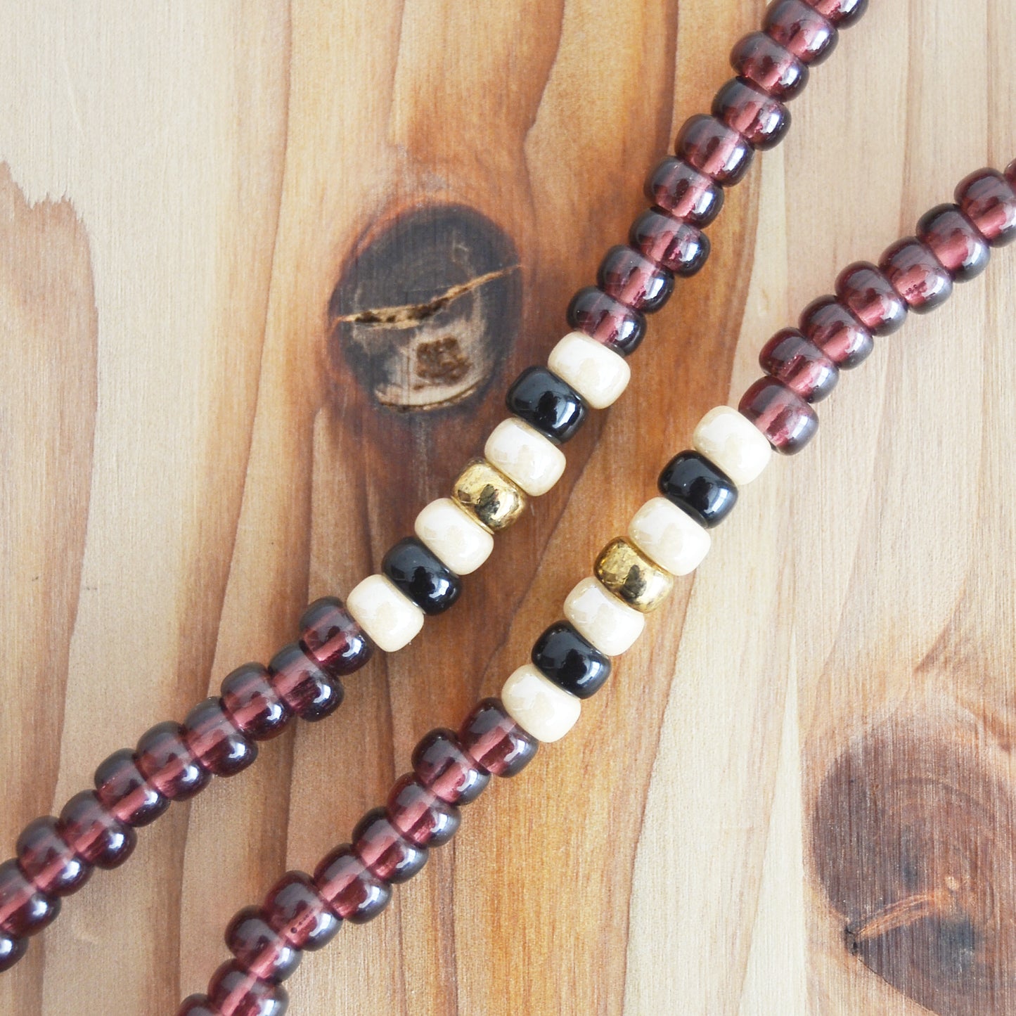 Kobashi Studio - Necklace Cherry/Off-White/Black 4003