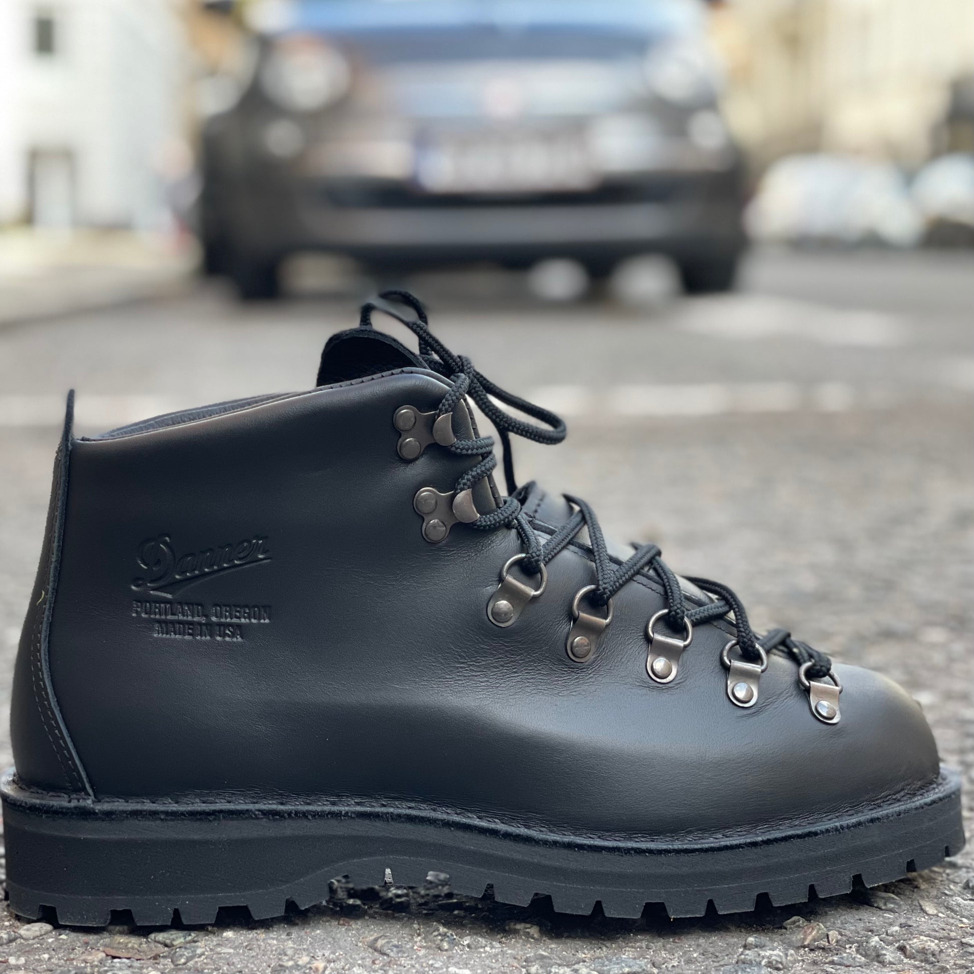 DANNER Mountain Light 31530 Black – Brund - Main Image